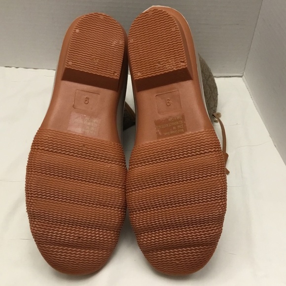 SEVEN7 WOOL GOOSE BOOTS size 9 women - Picture 8 of 8